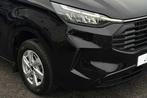 MF74WWJ Ford Transit Custom 2.0 EcoBlue 170ps H1 Van Limited Auto Thumbnail #16