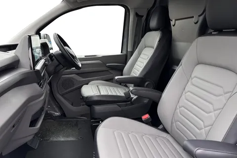 BT75EOV Volkswagen Transporter 2.0 TDI 150 Commerce Pro Van Thumbnail #10