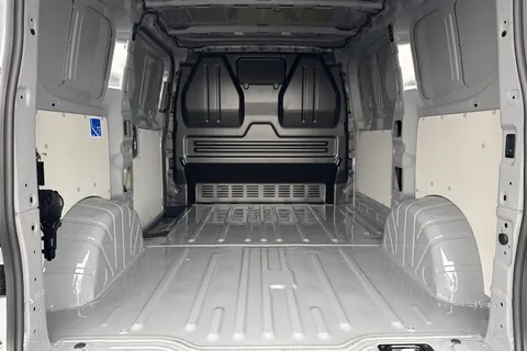 BT75EVK Volkswagen Transporter 2.0 TDI 150 Commerce Pro Van Thumbnail #9