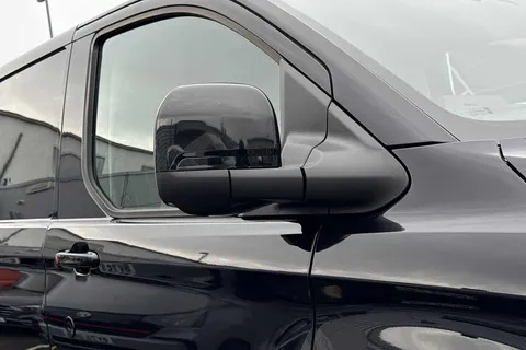 MF74WWJ Ford Transit Custom 2.0 EcoBlue 170ps H1 Van Limited Auto Thumbnail #26