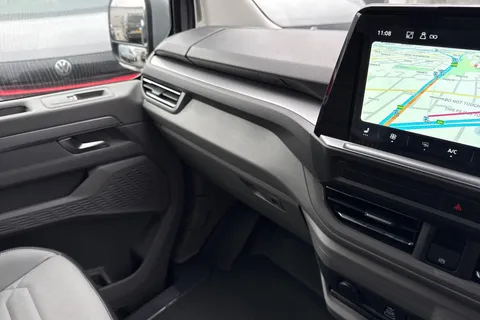 BT75EVK Volkswagen Transporter 2.0 TDI 150 Commerce Pro Van Thumbnail #14