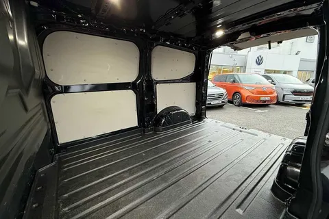 MF74WWJ Ford Transit Custom 2.0 EcoBlue 170ps H1 Van Limited Auto Thumbnail #39