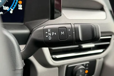 BT75EVL Volkswagen Transporter 2.0 TDI 150 Commerce Pro Van Thumbnail #19