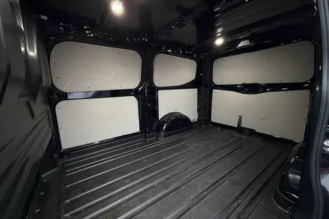 MF74WWJ Ford Transit Custom 2.0 EcoBlue 170ps H1 Van Limited Auto Thumbnail #40