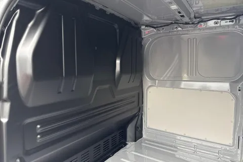 BT75EVH Volkswagen Transporter 2.0 TDI 150 Commerce Pro Van Thumbnail #35