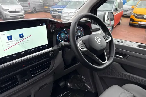 BT75EOV Volkswagen Transporter 2.0 TDI 150 Commerce Pro Van Thumbnail #43