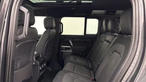 KN73WBZ Land Rover Defender 110 2.0 P400e X-Dynamic HSE 5dr Thumbnail #4