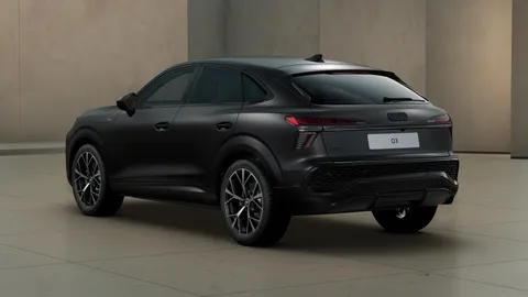  Audi Q3 1.5 e-Hybrid Edition 1 5dr S Tronic Thumbnail #2