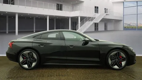 PJ71VYL Audi RS e-tron GT 475kW Quattro 93kWh Carbon Vorsprung 4dr Auto Thumbnail #5