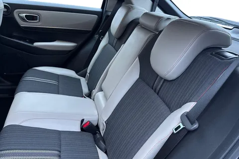 MT71YUU Honda HR-V 1.5 eHEV Advance Style 5dr CVT Thumbnail #18