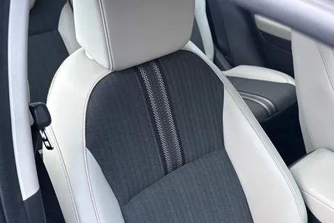 MT71YUU Honda HR-V 1.5 eHEV Advance Style 5dr CVT Thumbnail #30