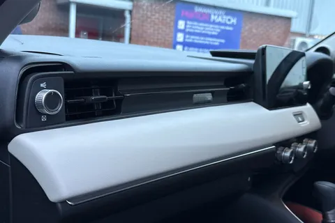 MT71YUU Honda HR-V 1.5 eHEV Advance Style 5dr CVT Thumbnail #36