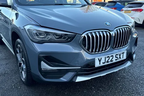 YJ22SXT BMW X1 2.0 20i xLine Auto xDrive Euro 6 (s/s) 5dr Thumbnail #9