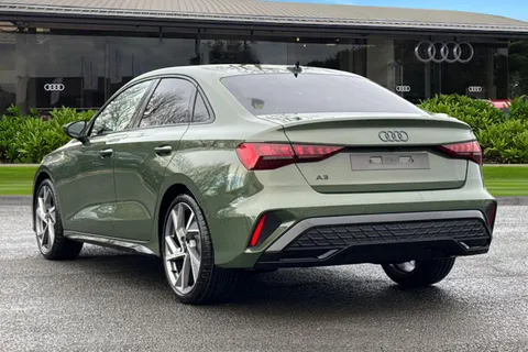  Audi A3 1.5 TFSI Black Edition S Tronic Euro 6 (s/s) 4dr Thumbnail #3