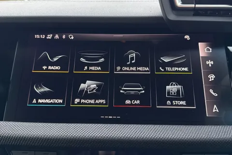  Audi A3 1.5 TFSI Black Edition S Tronic Euro 6 (s/s) 4dr Thumbnail #17