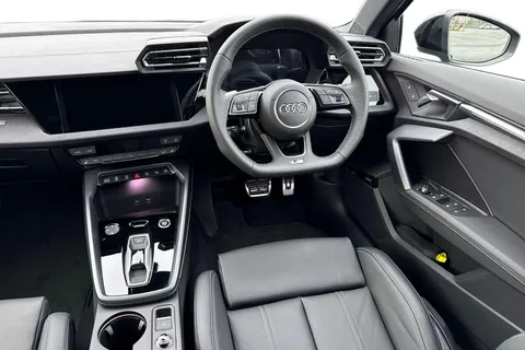  Audi A3 1.5 TFSI Black Edition S Tronic Euro 6 (s/s) 4dr Thumbnail #18