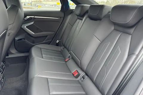  Audi A3 1.5 TFSI Black Edition S Tronic Euro 6 (s/s) 4dr Thumbnail #19