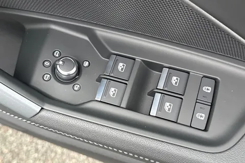  Audi A3 1.5 TFSI Black Edition S Tronic Euro 6 (s/s) 4dr Thumbnail #21