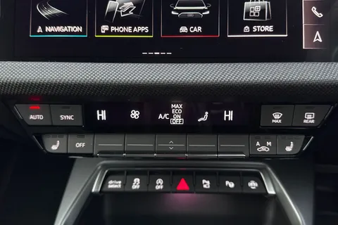  Audi A3 1.5 TFSI Black Edition S Tronic Euro 6 (s/s) 4dr Thumbnail #22