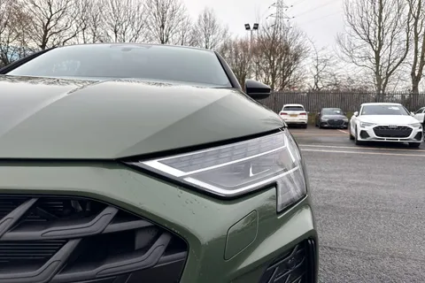  Audi A3 1.5 TFSI Black Edition S Tronic Euro 6 (s/s) 4dr Thumbnail #26