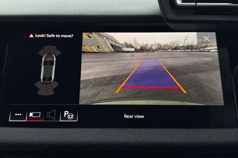  Audi A3 1.5 TFSI Black Edition S Tronic Euro 6 (s/s) 4dr Thumbnail #57