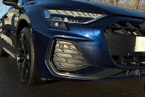 LR75CKU Audi A3 Black Edition 40 TFSI e  204 PS S tronic Thumbnail #10