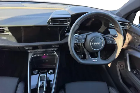 LR75CKU Audi A3 Black Edition 40 TFSI e  204 PS S tronic Thumbnail #19