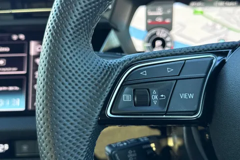 LR75CKU Audi A3 Black Edition 40 TFSI e  204 PS S tronic Thumbnail #38