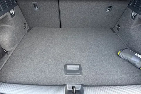 KO25VFU Audi Q2 Black Edition 35 TFSI  150 PS S tronic Thumbnail #10