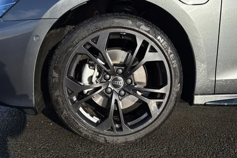 LR75CYG Audi A3 40 TFSI e Black Edition 5dr S Tronic Thumbnail #11