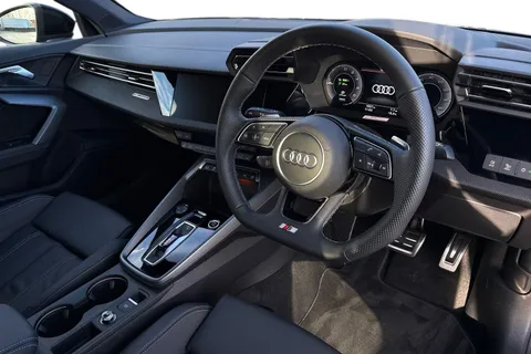 LR75CYG Audi A3 40 TFSI e Black Edition 5dr S Tronic Thumbnail #14