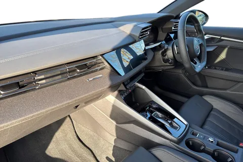 LR75CYG Audi A3 40 TFSI e Black Edition 5dr S Tronic Thumbnail #15