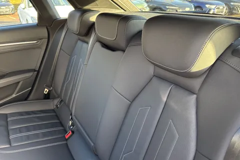 LR75CYG Audi A3 40 TFSI e Black Edition 5dr S Tronic Thumbnail #19