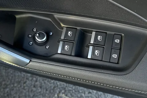 LR75CYG Audi A3 40 TFSI e Black Edition 5dr S Tronic Thumbnail #21