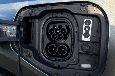 LR75CYG Audi A3 40 TFSI e Black Edition 5dr S Tronic Thumbnail #29