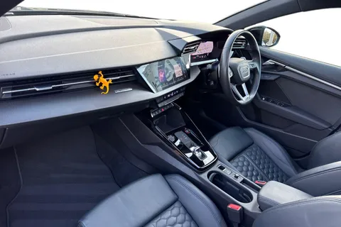 15 of 66 for Audi RS 3 RS 3 Sportback Vorsprung 400 PS S tronic