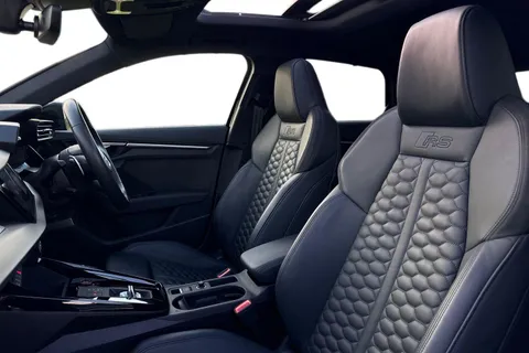 16 of 66 for Audi RS 3 RS 3 Sportback Vorsprung 400 PS S tronic