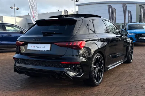 26 of 66 for Audi RS 3 RS 3 Sportback Vorsprung 400 PS S tronic