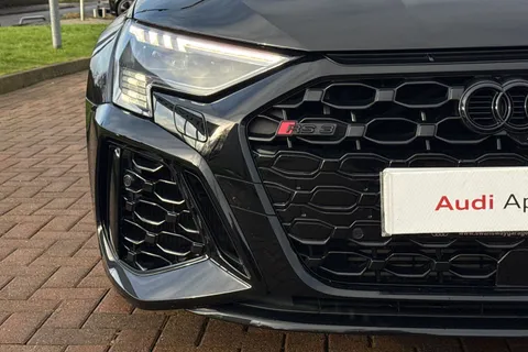 28 of 66 for Audi RS 3 RS 3 Sportback Vorsprung 400 PS S tronic