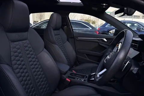 45 of 66 for Audi RS 3 RS 3 Sportback Vorsprung 400 PS S tronic