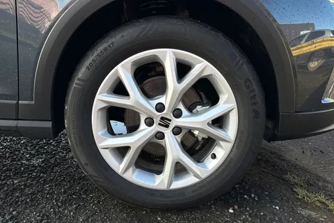 12 of 41 for SEAT Arona 1.0 TSI FR DSG Euro 6 (s/s) 5dr