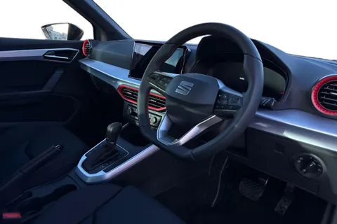 14 of 41 for SEAT Arona 1.0 TSI FR DSG Euro 6 (s/s) 5dr