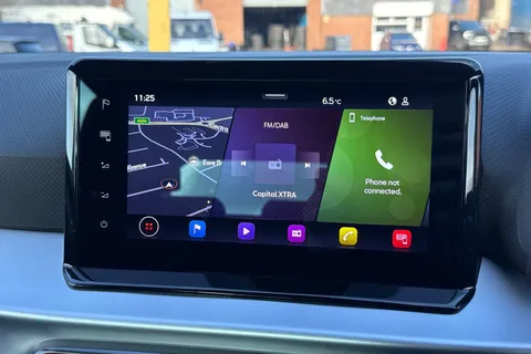 17 of 41 for SEAT Arona 1.0 TSI FR DSG Euro 6 (s/s) 5dr