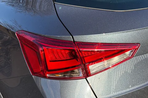 28 of 41 for SEAT Arona 1.0 TSI FR DSG Euro 6 (s/s) 5dr