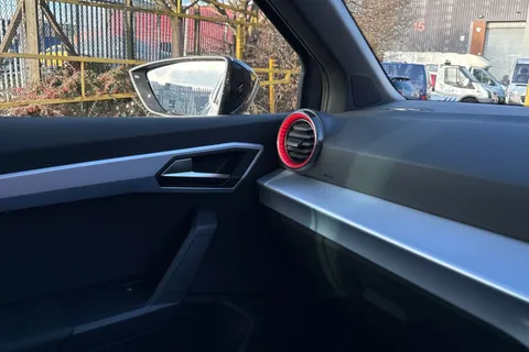 34 of 41 for SEAT Arona 1.0 TSI FR DSG Euro 6 (s/s) 5dr