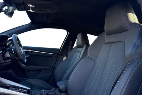 LR75EBN Audi A3 1.5 TFSI e 204 Black Edition 5dr S Tronic Thumbnail #11