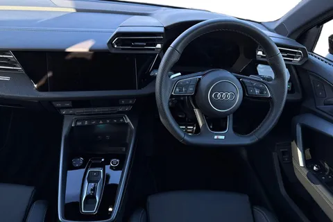 LR75EBN Audi A3 1.5 TFSI e 204 Black Edition 5dr S Tronic Thumbnail #13