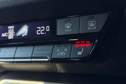 LR75EBN Audi A3 1.5 TFSI e 204 Black Edition 5dr S Tronic Thumbnail #35