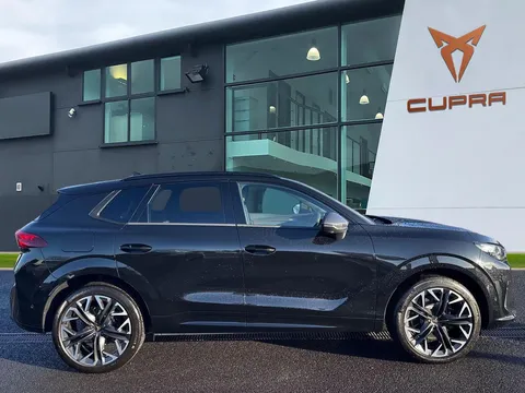 KT25DFD CUPRA Terramar 2.0 TSI 265 VZ2 5dr DSG 4Drive***PANORAMIC SUNROOF*** Thumbnail #4