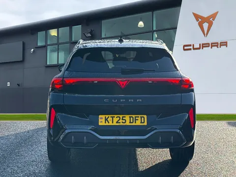 KT25DFD CUPRA Terramar 2.0 TSI 265 VZ2 5dr DSG 4Drive***PANORAMIC SUNROOF*** Thumbnail #5